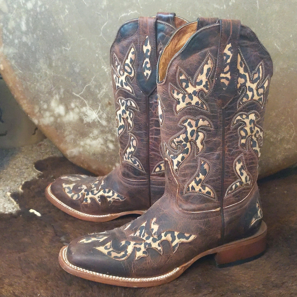 JOHNNY RINGO E1464 distressed brown leather with cheetah cowgirl boots  sz 7.5B